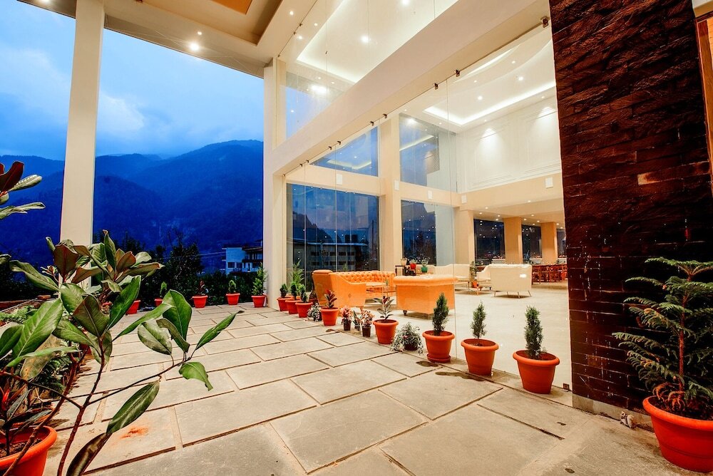 Манали: Naturevilas Sarovar Premiere Manali