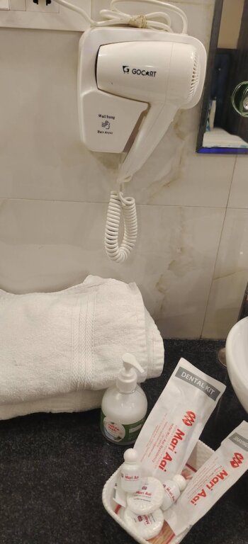 Панвель: hotel mari aai residency