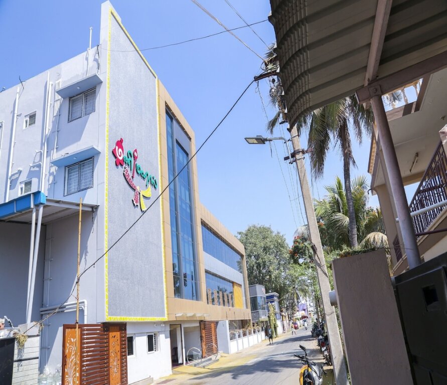 Коимбатур: Sri Manis Residency