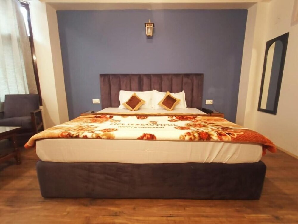 Манали: Hotel Link Way