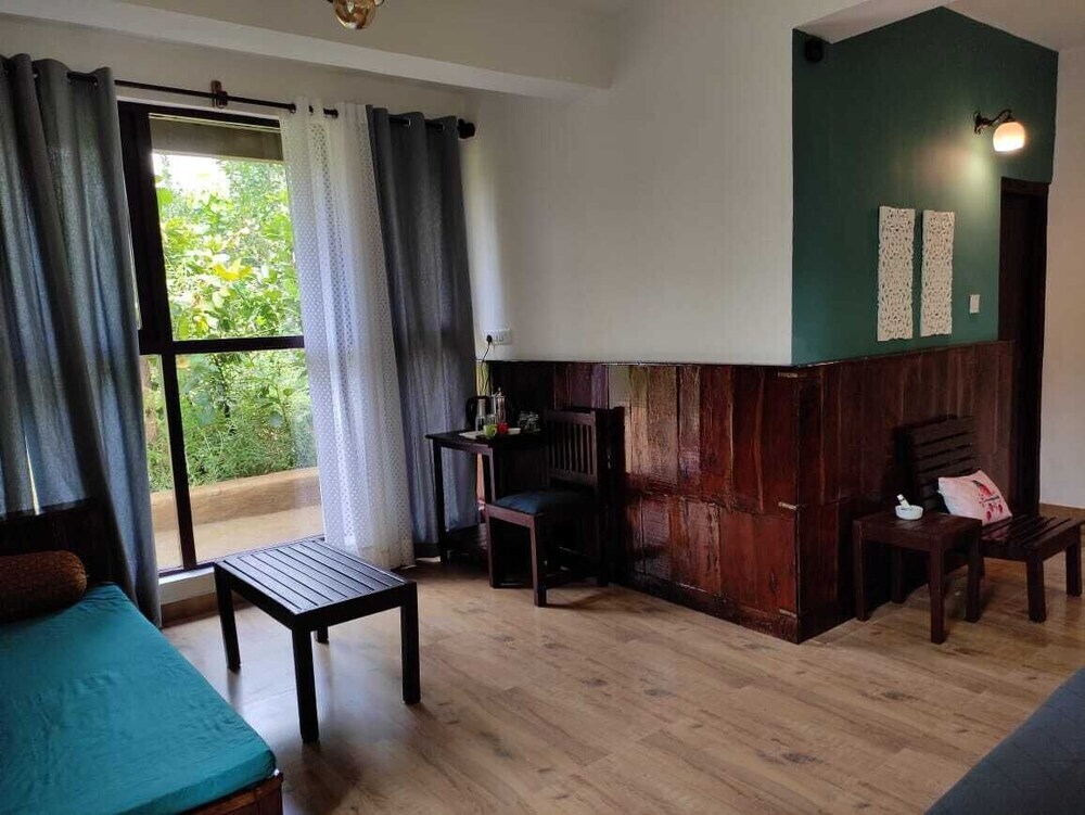 Баихар: Saccharum Safari Lodge