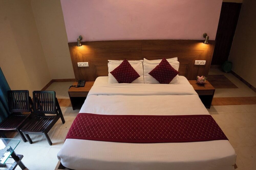 Куфри: Hotel Falcon Crest