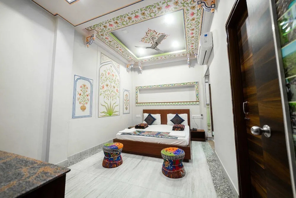 Джайпур: Albana Haveli