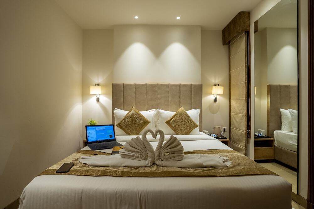 Варанаси: Celebrant Hotel