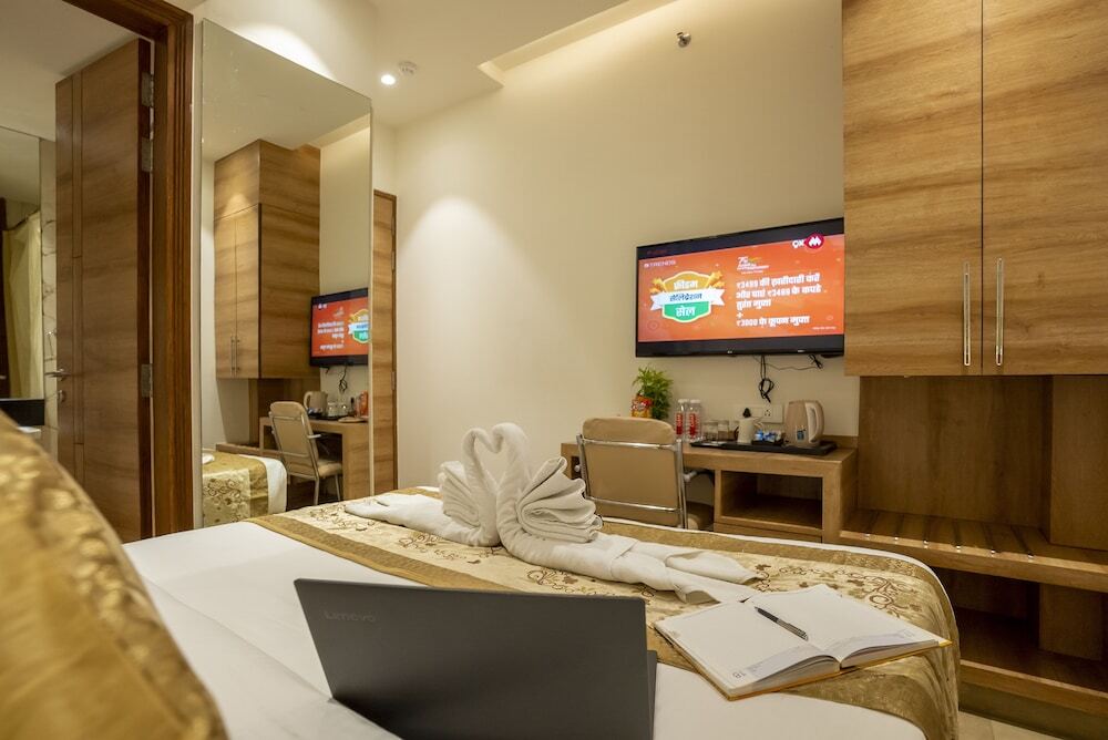 Варанаси: Celebrant Hotel