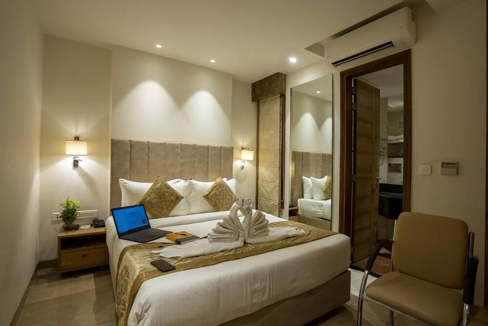 Варанаси: Celebrant Hotel