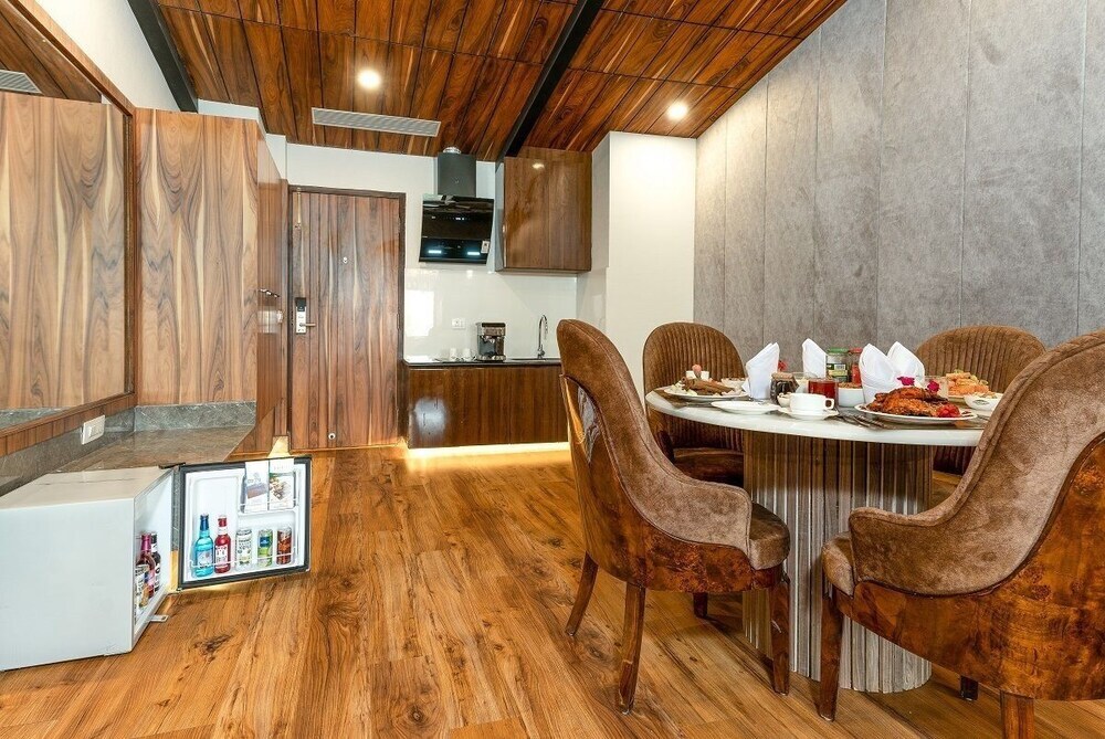 Шринагар: Hotel Snowland Srinagar