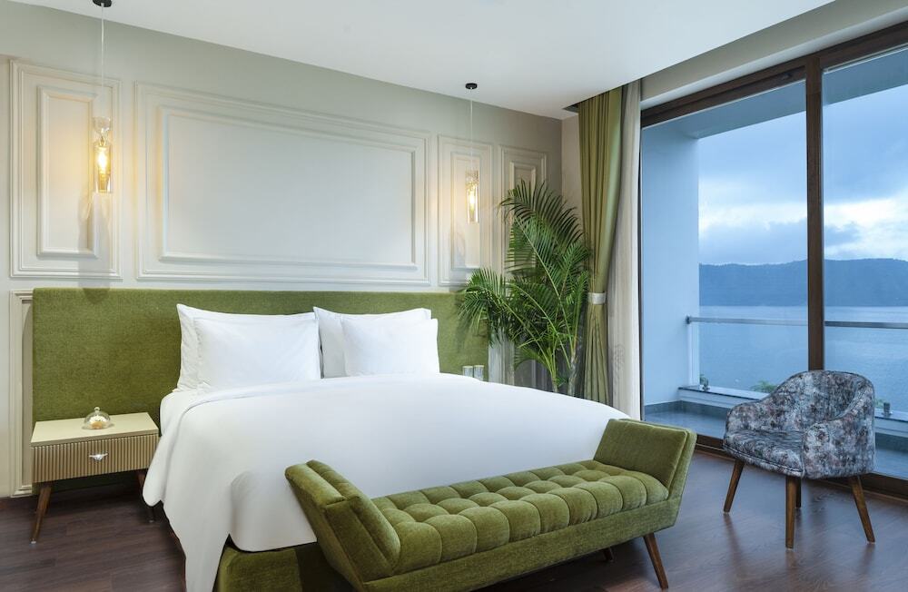 Удаипур: Zana Lake Resort Udaipur