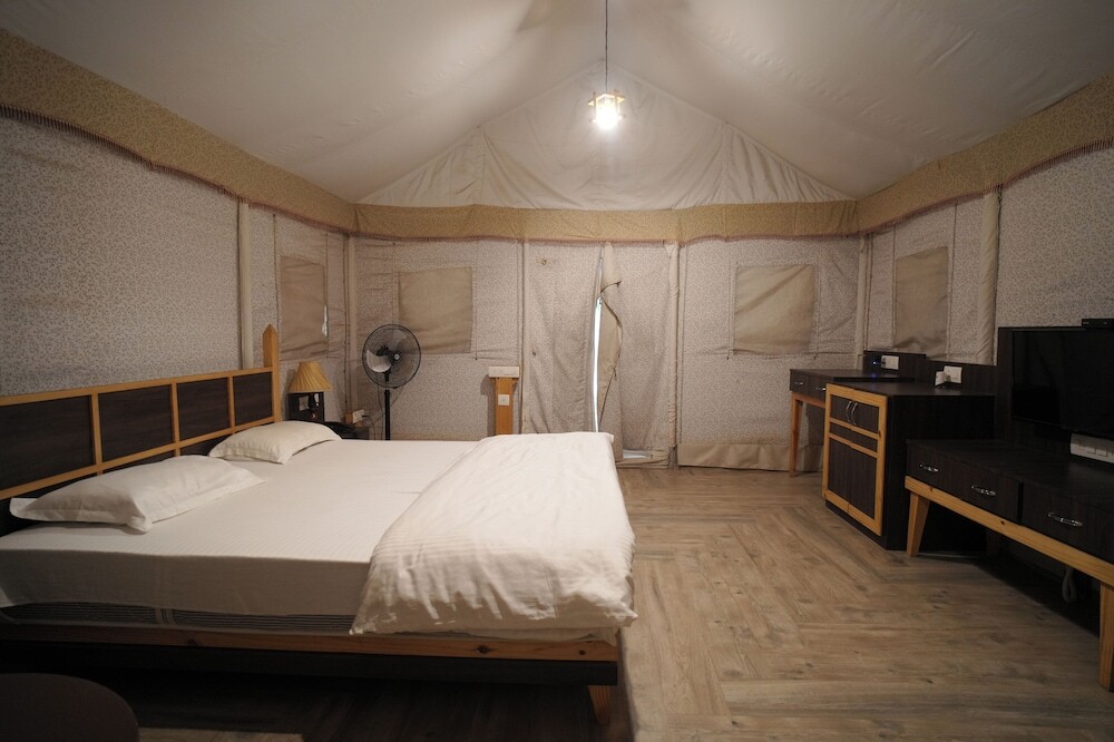 Мандви: Palace Beach Camp