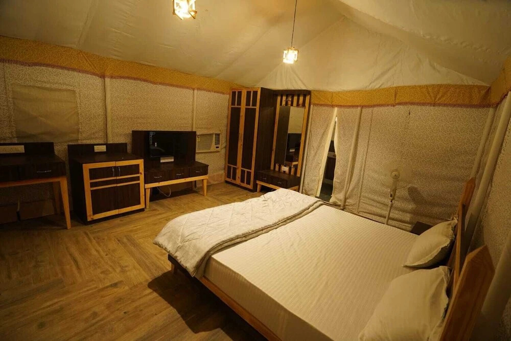 Мандви: Palace Beach Camp
