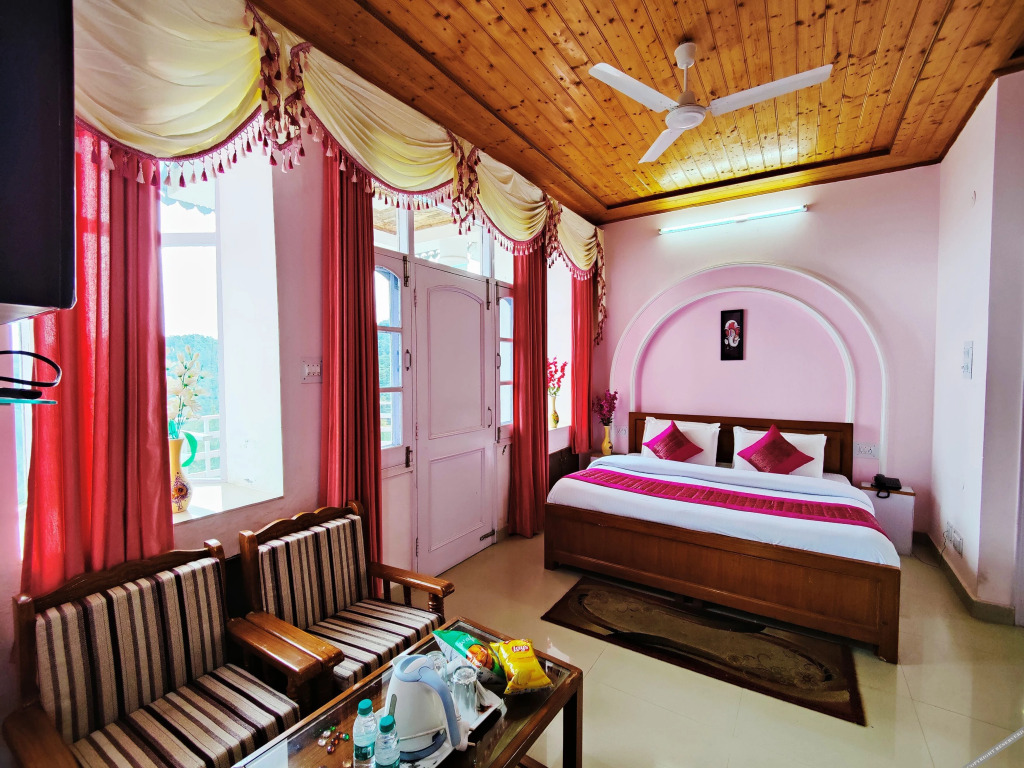 Солан: Hotel Madhuvan