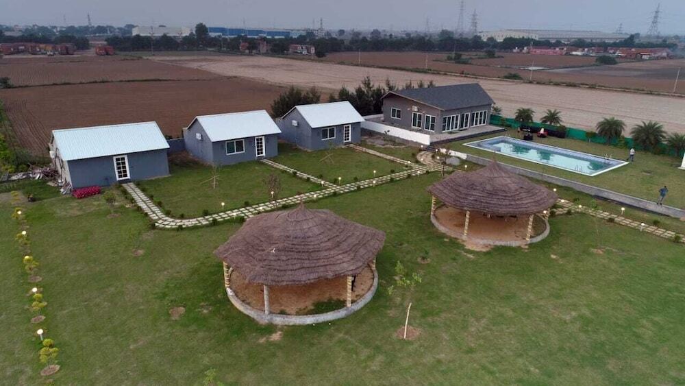 Гуруграм: The Ashoka farms and Resort