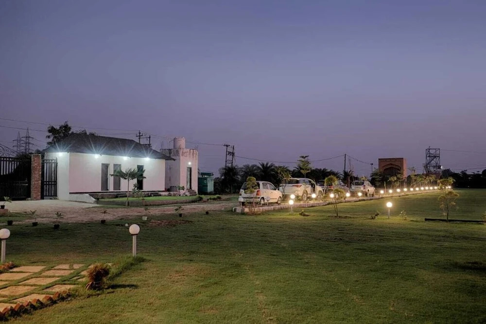 Гуруграм: The Ashoka farms and Resort