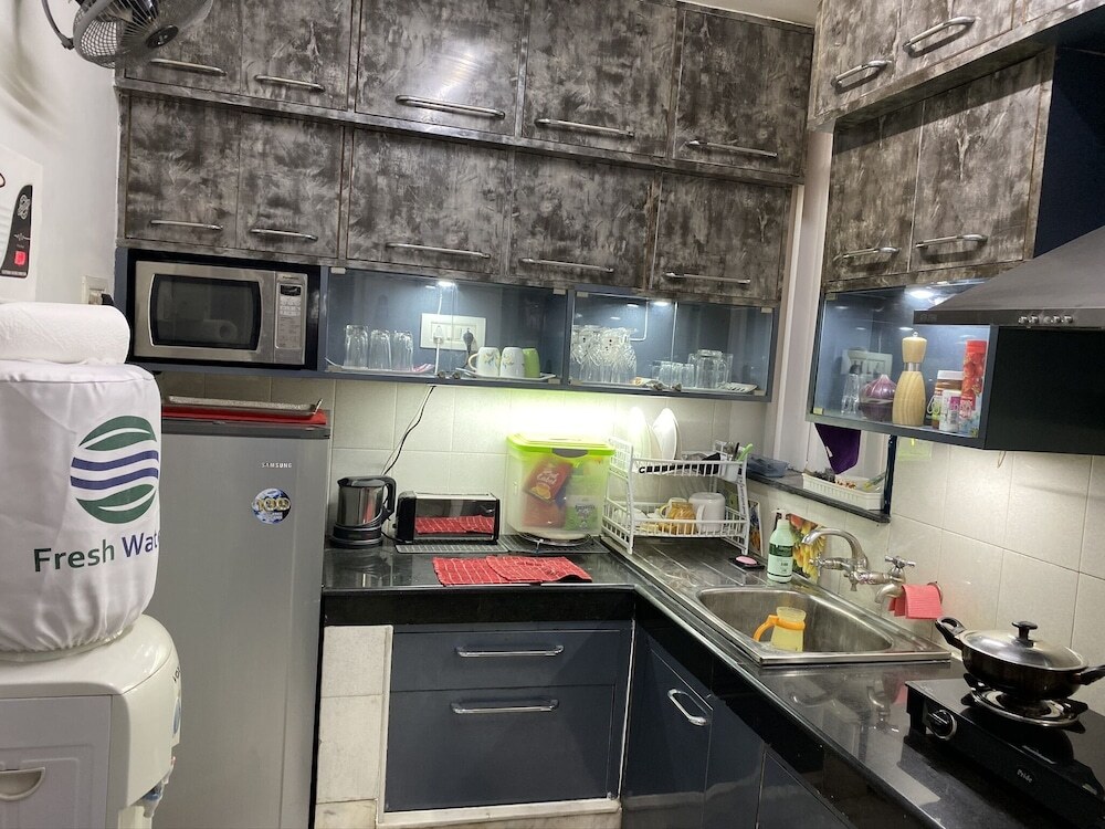 Гуруграм: Ardee City Heart Of Gurugram Security & Comfort