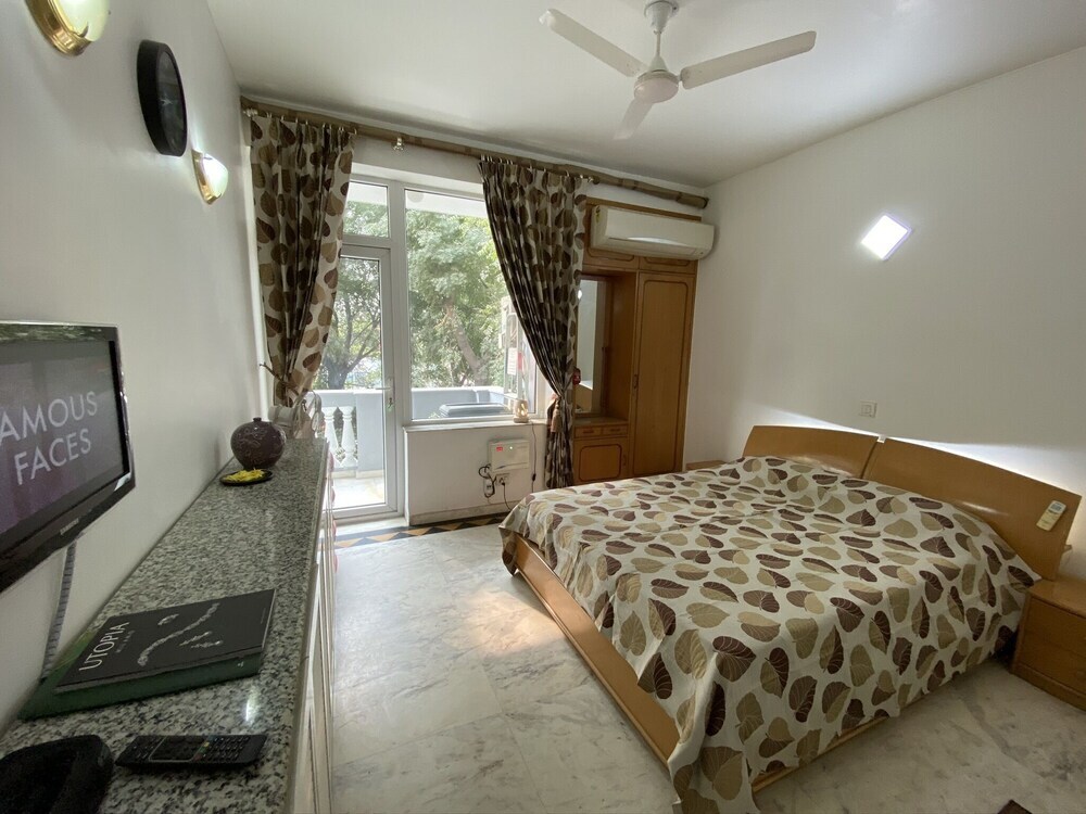 Гуруграм: Ardee City Heart Of Gurugram Security & Comfort
