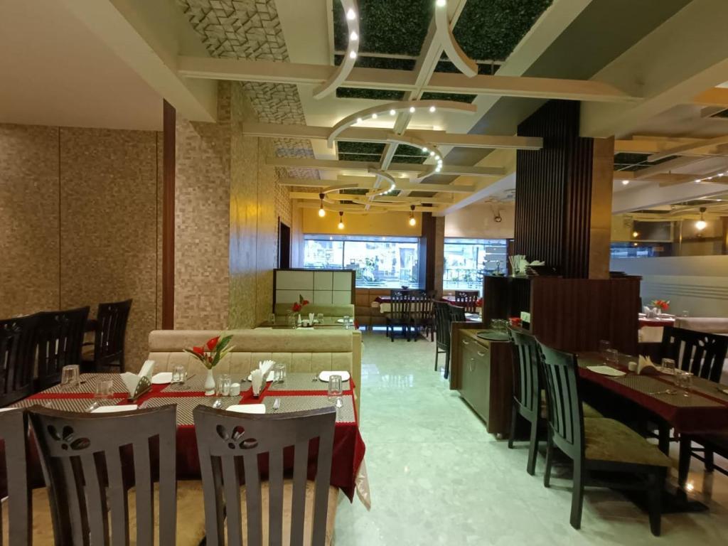 Панвель: Hotel Metro palace panvel Navi mumbai