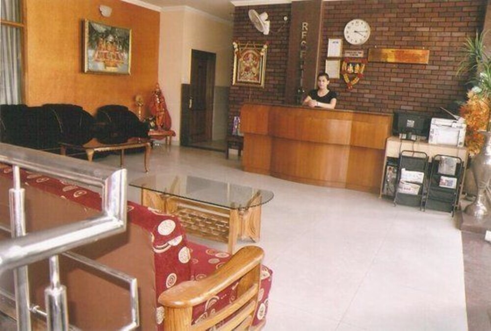 Катра: Hotel Neelkanth Mahadev Hotel & Resorts