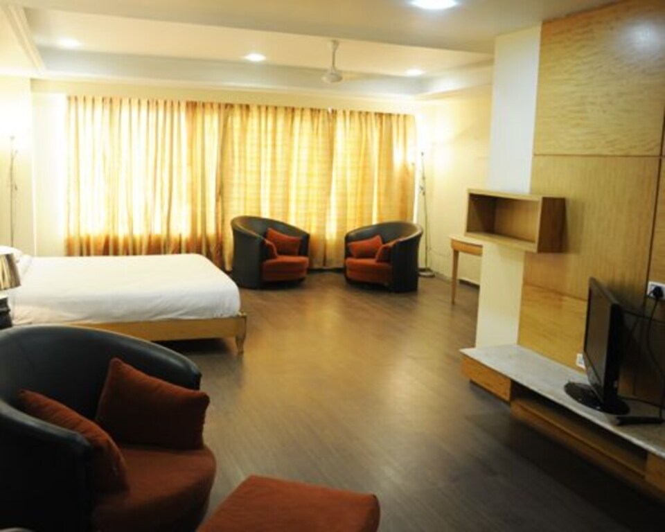 Катра: Hotel Neelkanth Mahadev Hotel & Resorts