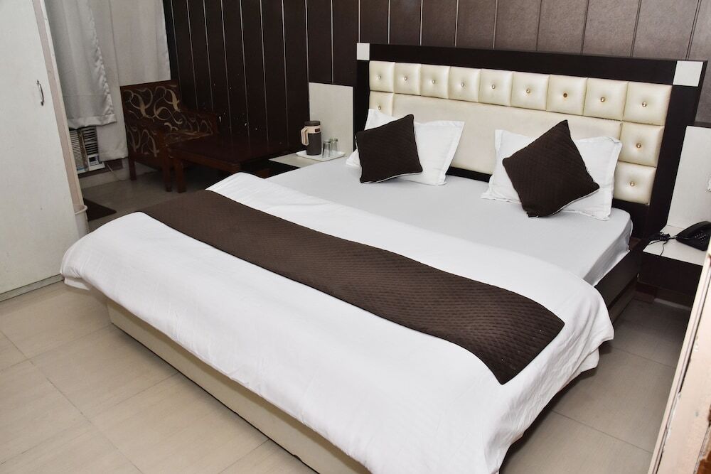 Катра: Hotel Neelkanth Mahadev Hotel & Resorts