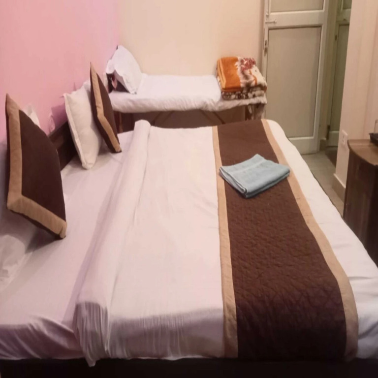 Ришикеш: Triple one Hostels and Hotels