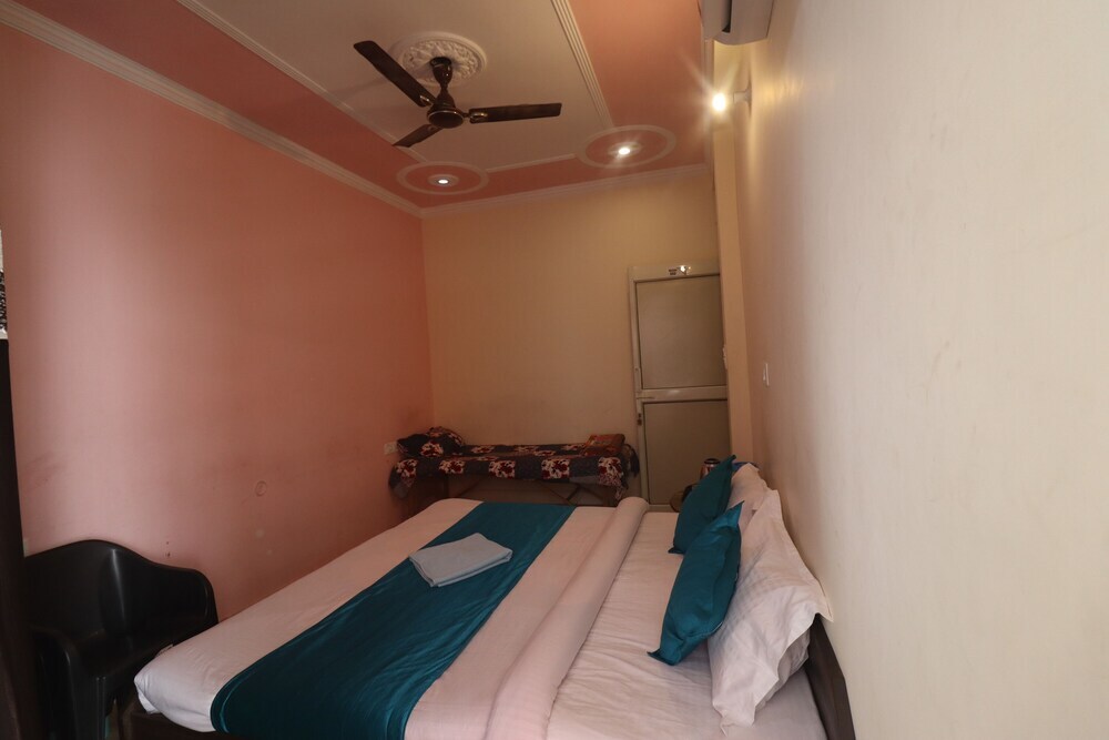 Ришикеш: Triple one Hostels and Hotels