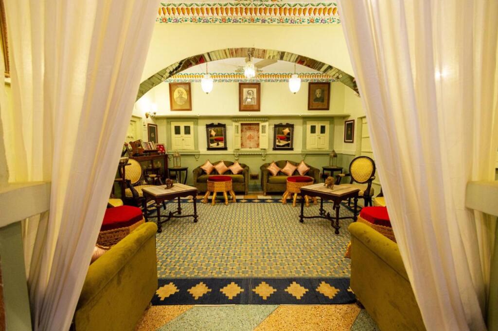 Джодхпур: Amritara Manak Haveli, Jodhpur