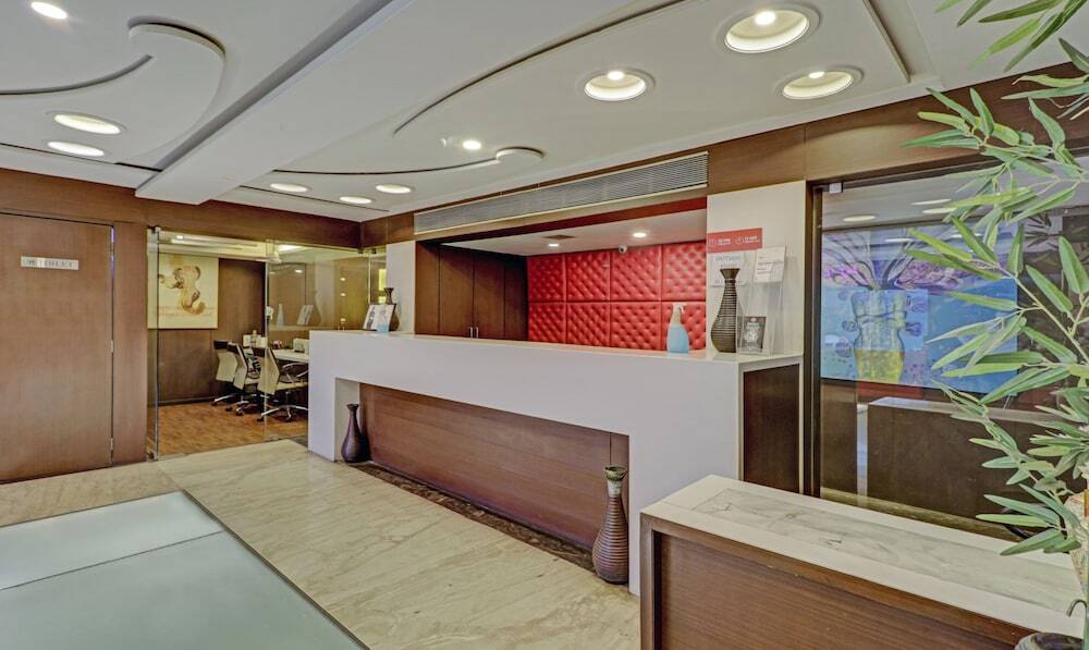 Нагпур: Loharkar Family Hotel L A Rooms