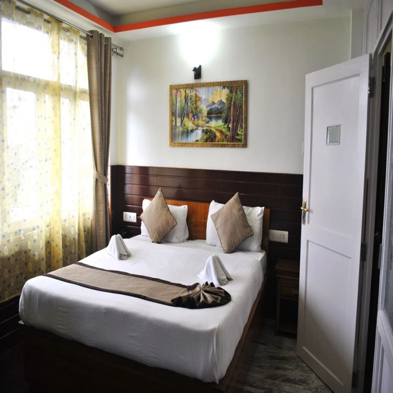 Дарджилинг: Goroomgo Kasturi Palace Darjeeling