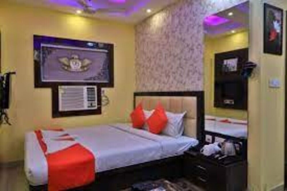 Колката: Hotel OPS