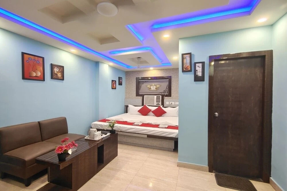 Колката: Hotel OPS