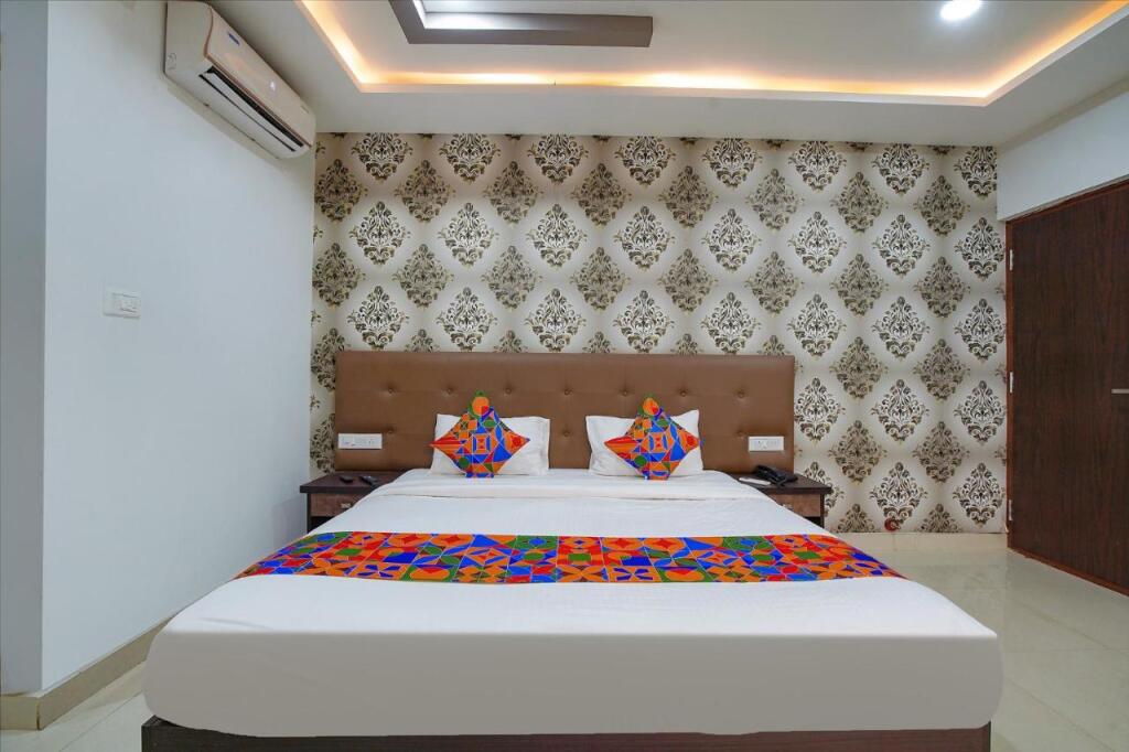 Бангалор: Krishna's Landmark Business Hotel