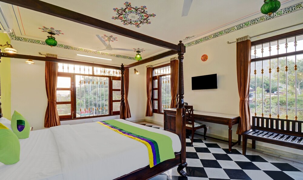 Удаипур: Treebo Trend Karohi Villa With Mountain View