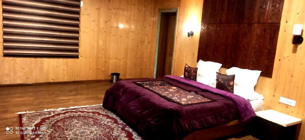 Пахалгам: Pahalgam Woods