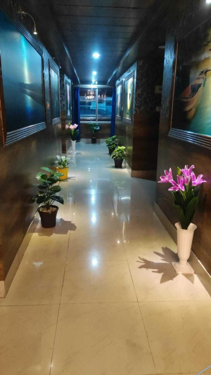 Шринагар: Darussalam Restaurant and Inn