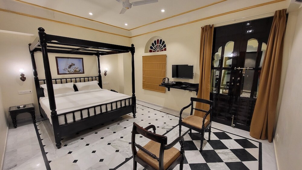 Фатехпур-Сикри: The Grand Barso - A luxury heritage