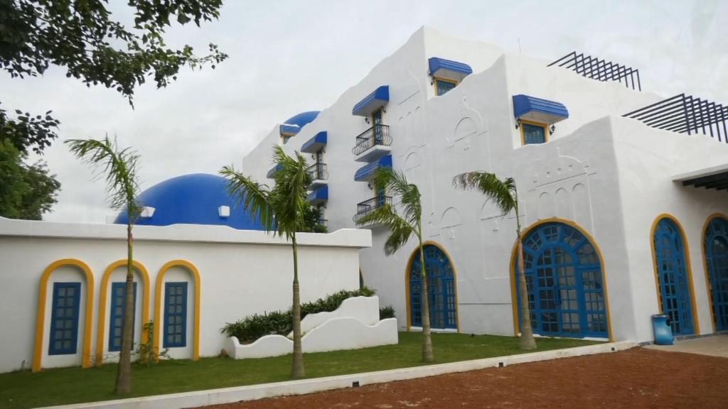 Болпур: Ananda Resorts