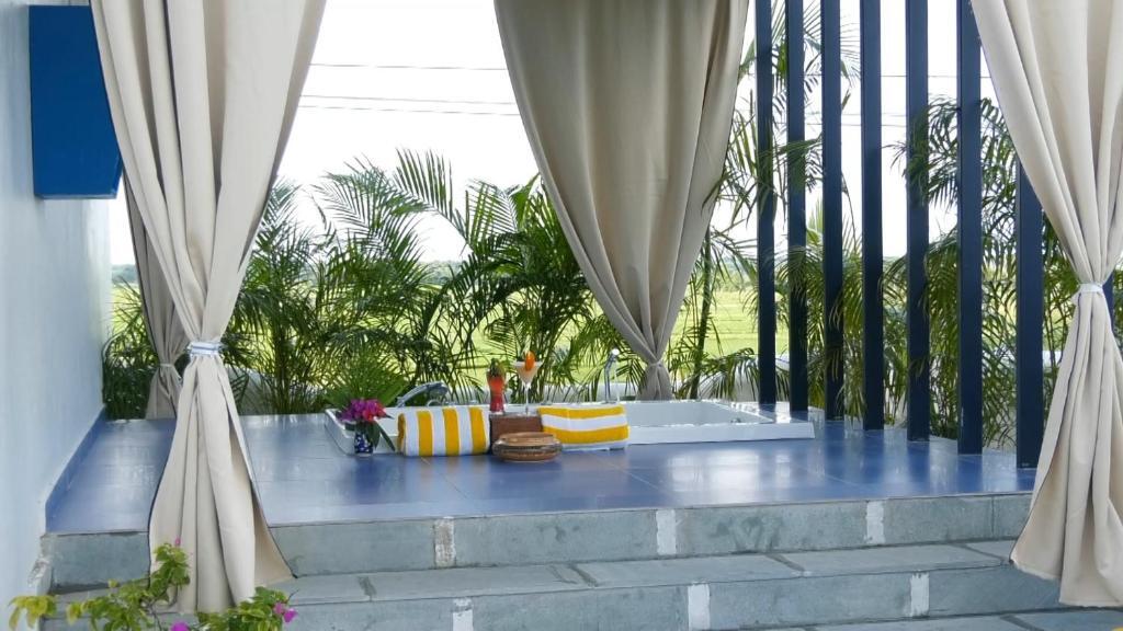 Болпур: Ananda Resorts