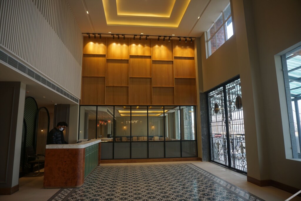 Шринагар: Sarovar Portico Srinagar
