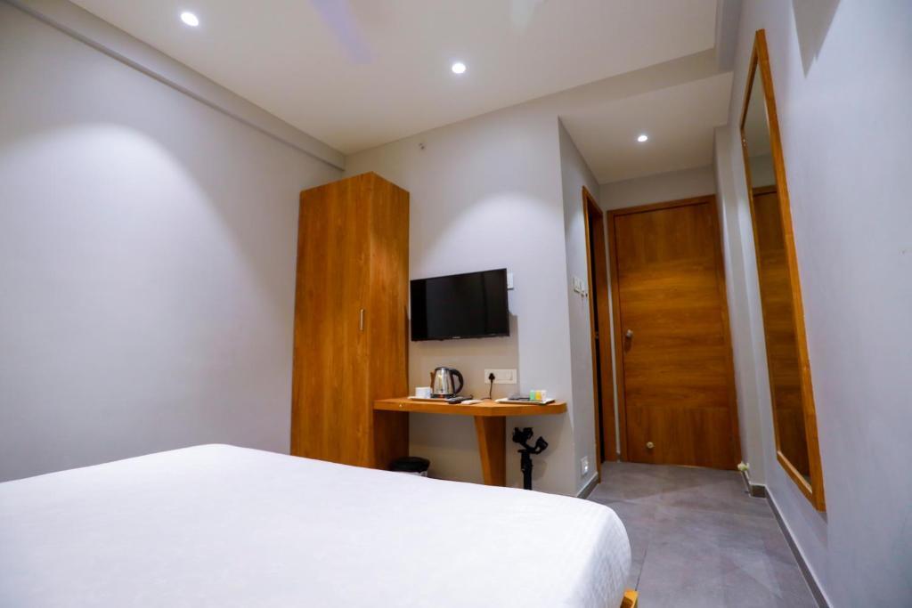 Сомнатх: Hotel Om