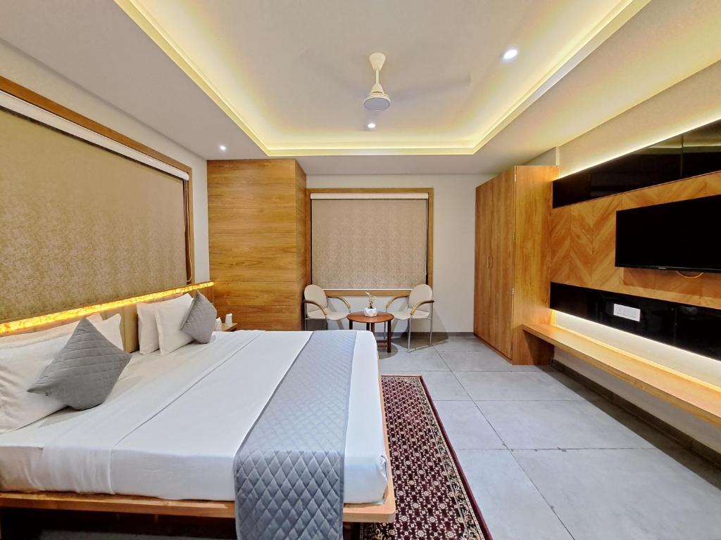 Сомнатх: Hotel Om