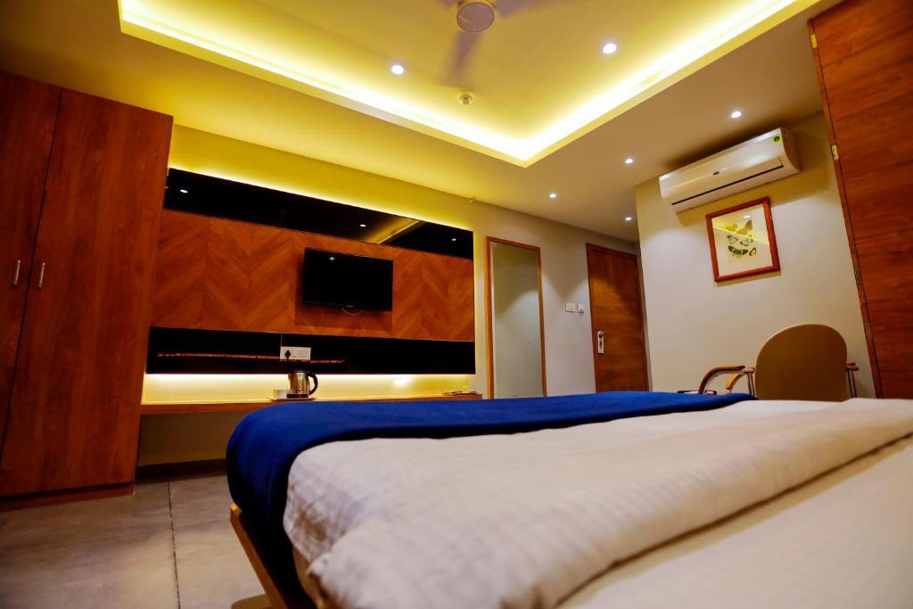 Сомнатх: Hotel Om