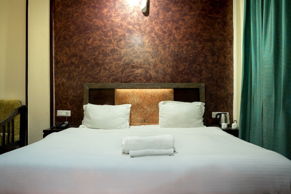 Прем-Нагар: Rhodo Inn