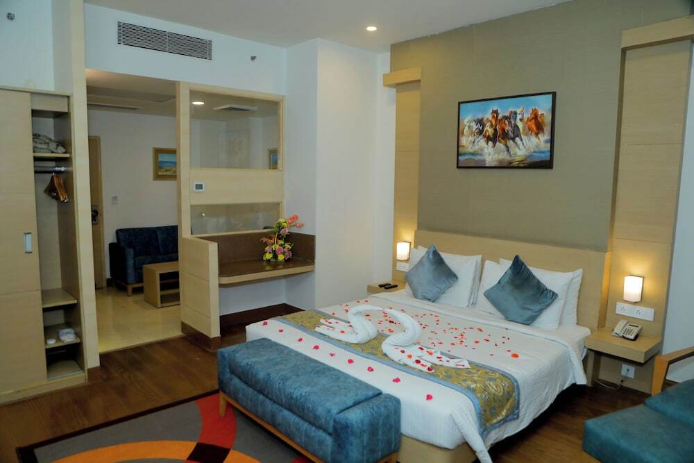 Газиабад: Sk Klyde Grand Hotel
