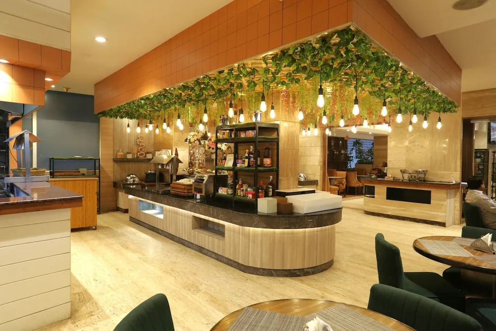 Газиабад: Sk Klyde Grand Hotel