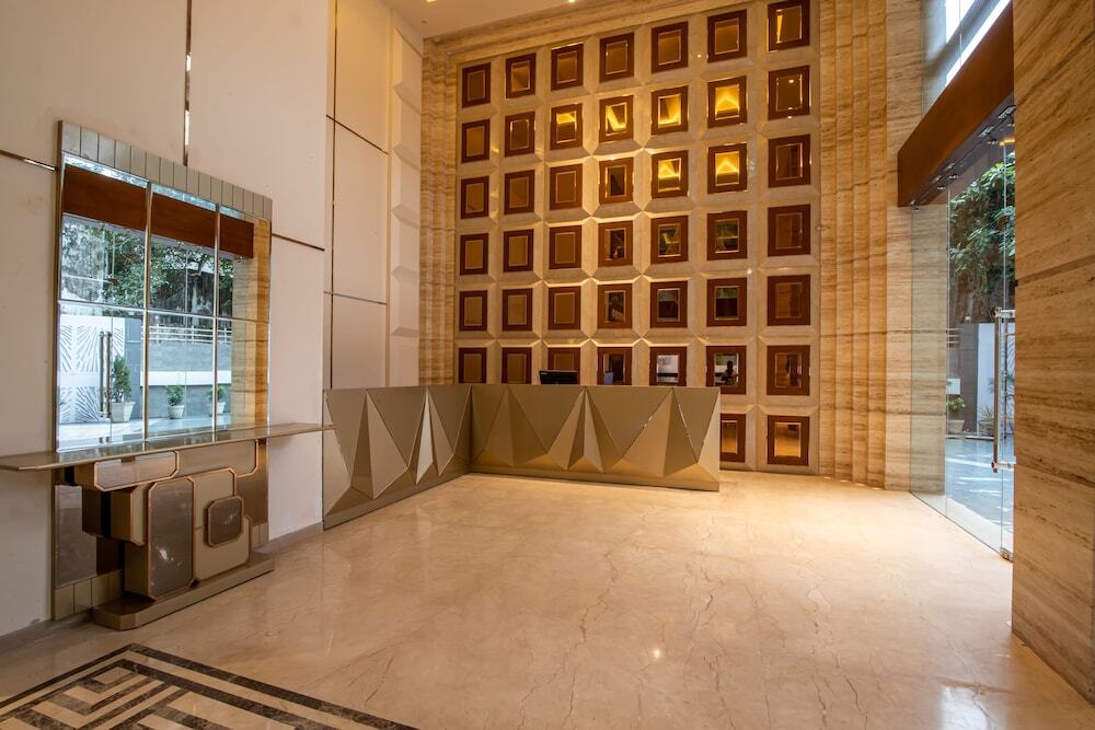 Канпур: The Pristine Hotel Kanpur