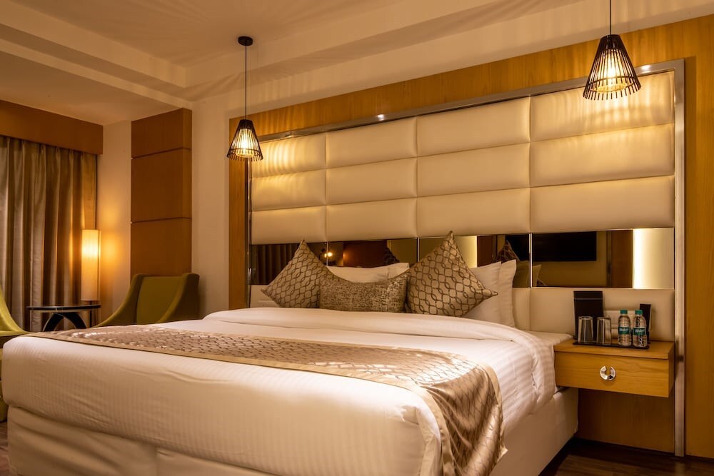 Канпур: The Pristine Hotel Kanpur