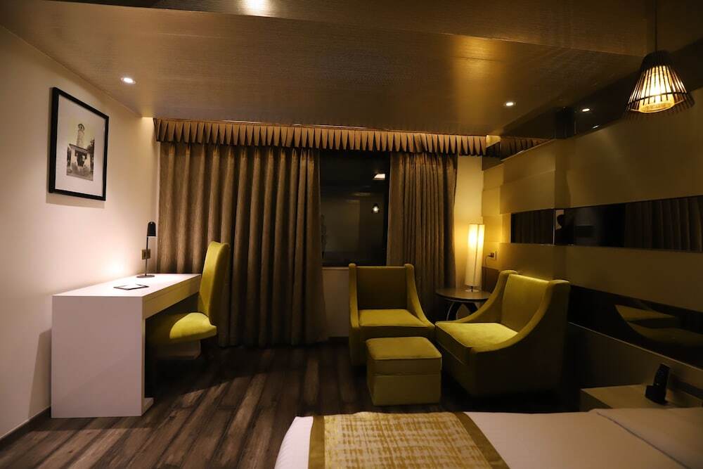 Канпур: The Pristine Hotel Kanpur