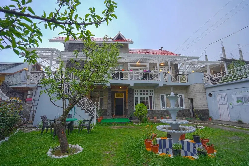 Манали: Boho Mansion - by Dumnu Homes