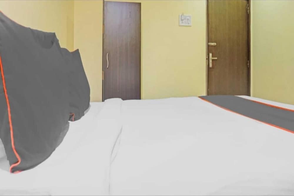 Чакан: Hotel Carnival