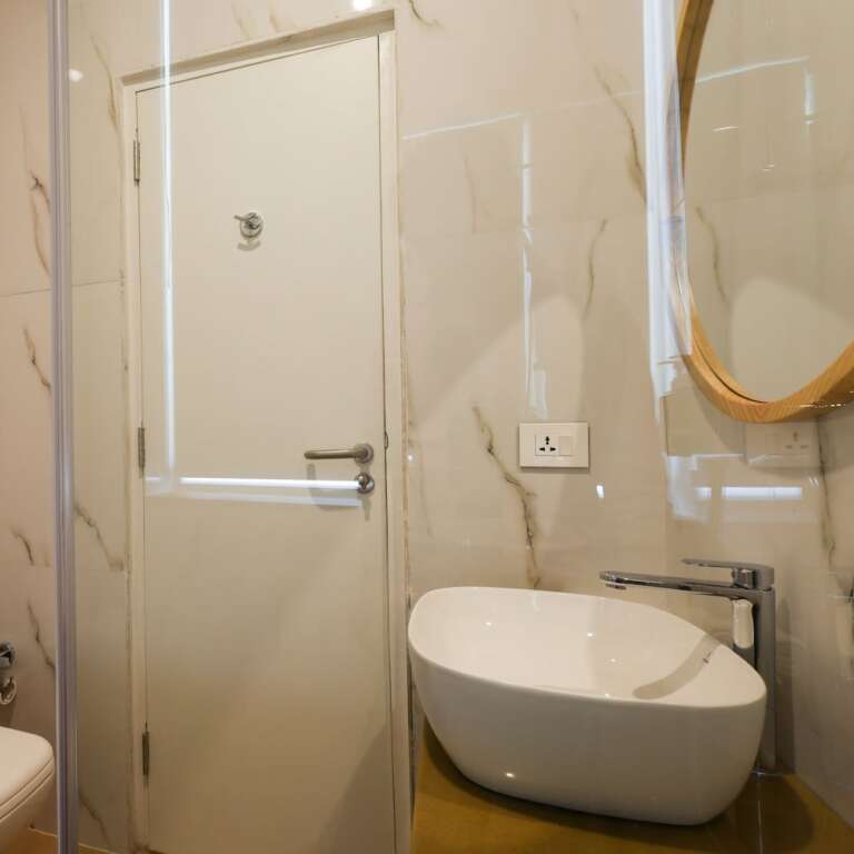Гуруграм: Bloom Hotel - Golf Course Road, Sector 43